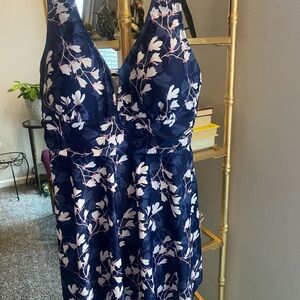 Women’s sz L Elegant Navy and Pink Floral Swimsuit